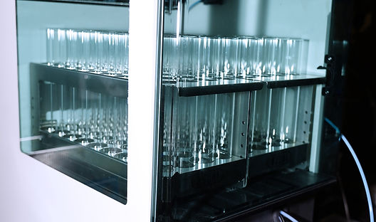 Parallel synthesis glassware